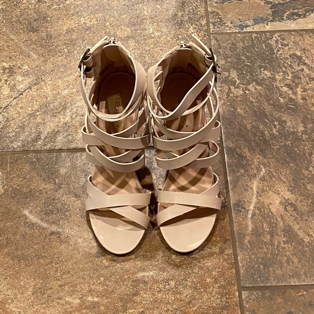 Block Heeled Sandals - Picture 3 of 7